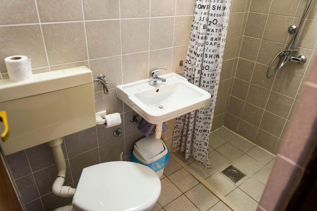 Apartments Victoria Трогир Экстерьер фото